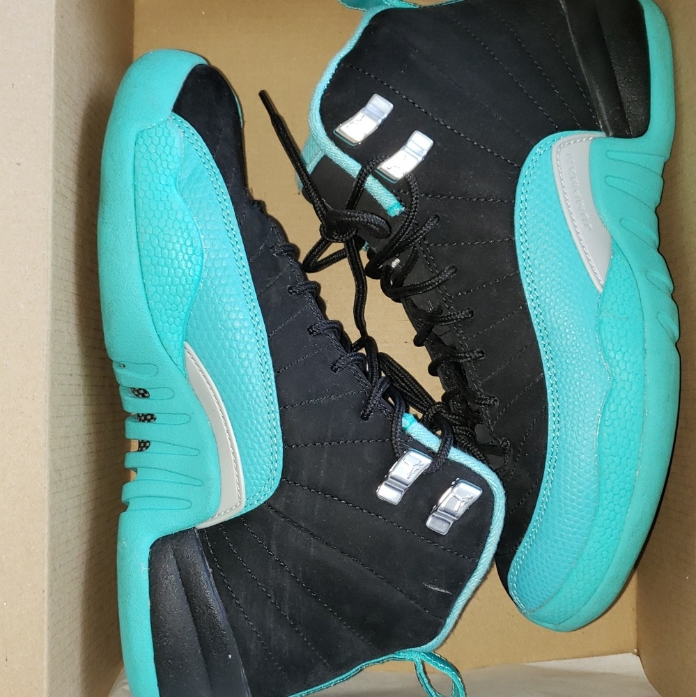 Retro 12 - Picture 4 of 4